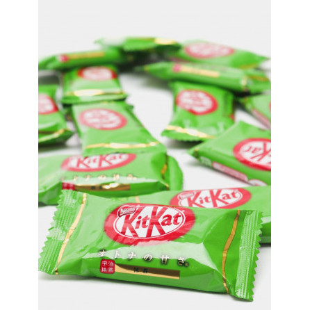 KitKat со вкусом темного чая 14гр. Япония