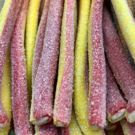 Мармеладные палочки МАКСИ "Клубника-банан с начинкой в сахаре", 25 см, шт